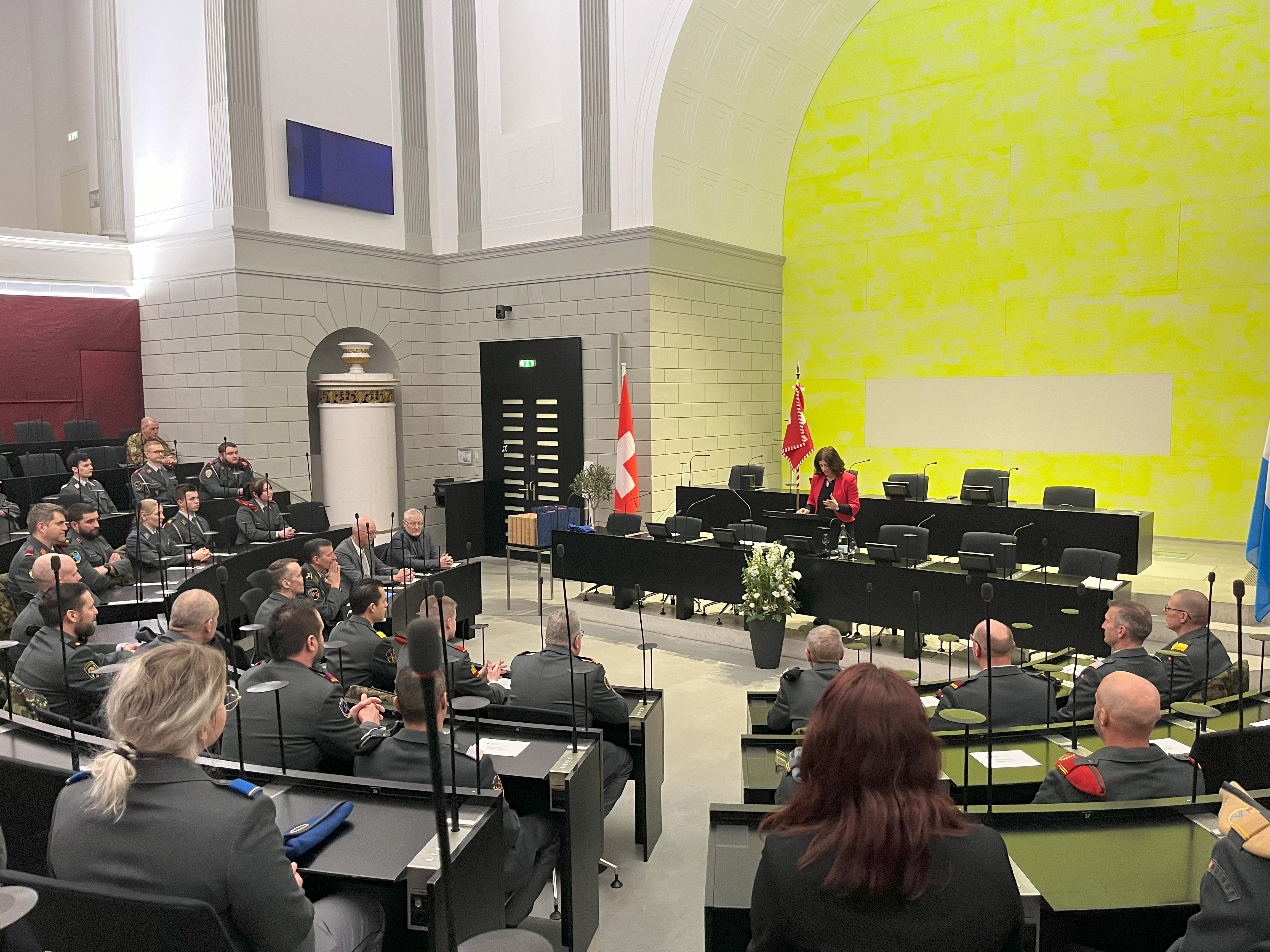 Militärische Entlassung im Kantonsratssaal